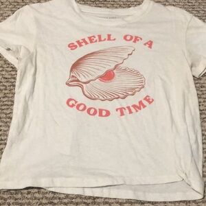 American Eagle Outfitters White Tee with Shell Graphic